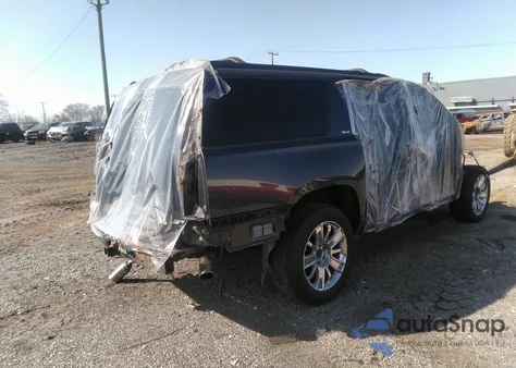 2015 GMC Yukon Xl 1500 Sle z USA, uszkodzony, nr VIN 1GKS2GECXFR281957